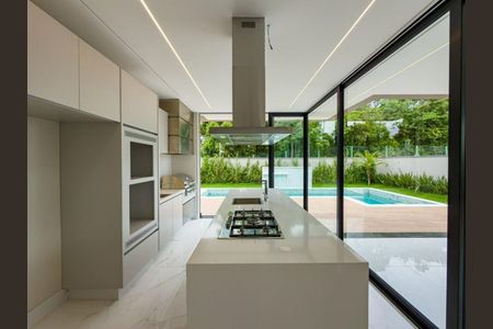 Casa de condomínio à venda com 430m², 4 quartos e 4 vagas