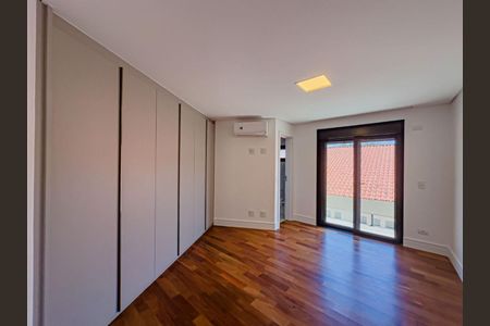 Casa de Condomínio à venda com 4 quartos, 640m² em Alphaville, Santana de Parnaíba