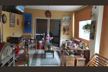 Casa de Condomínio à venda com 3 quartos, 185m² em Residencial Tambore III, Santana de Parnaíba