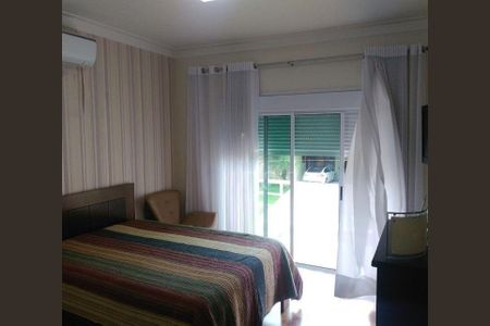 Casa de Condomínio à venda com 4 quartos, 300m² em Residencial Quatro (Alphaville), Santana de Parnaíba