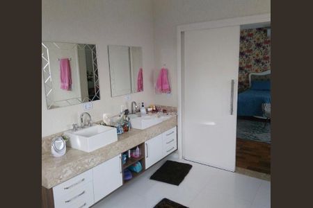 Casa de Condomínio à venda com 4 quartos, 300m² em Residencial Quatro (Alphaville), Santana de Parnaíba