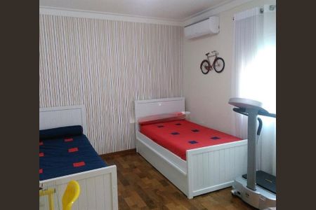 Casa de Condomínio à venda com 4 quartos, 300m² em Residencial Quatro (Alphaville), Santana de Parnaíba