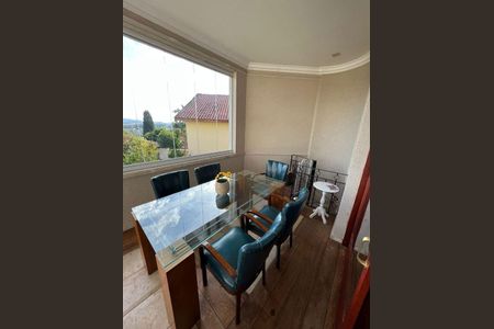 Casa de condomínio à venda com 445m², 4 quartos e 2 vagas