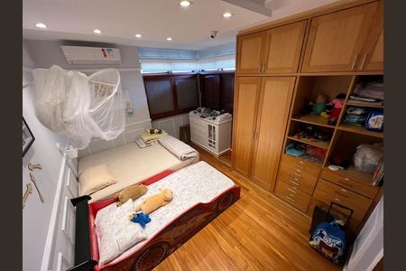Casa de Condomínio à venda com 4 quartos, 445m² em Residencial Nove (Alphaville), Santana de Parnaíba