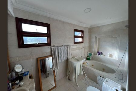 Casa de Condomínio à venda com 4 quartos, 445m² em Residencial Nove (Alphaville), Santana de Parnaíba