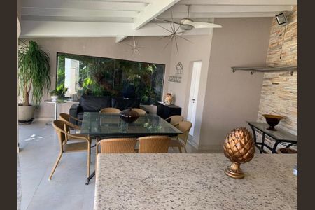 Casa de Condomínio à venda com 6 quartos, 580m² em Residencial Seis (Alphaville), Santana de Parnaíba