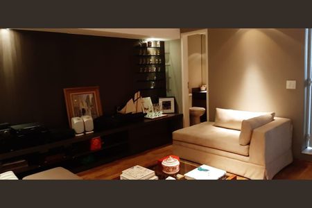 Casa de condomínio à venda com 400m², 3 quartos e 4 vagas