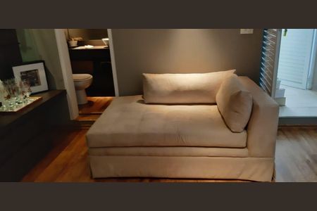 Casa de condomínio à venda com 400m², 3 quartos e 4 vagas