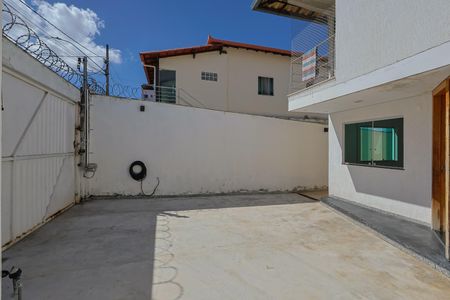 Casa para alugar com 4 quartos, 250m² em Parque Xangri-lá, Contagem