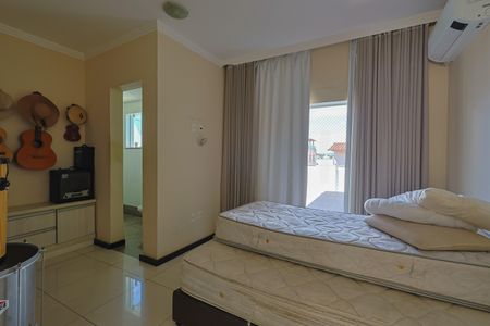Casa para alugar com 4 quartos, 250m² em Parque Xangri-lá, Contagem
