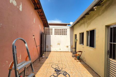 Casa à venda com 250m², 5 quartos e 1 vagaQuintal 