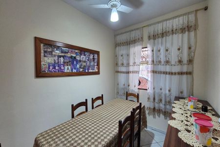 Casa à venda com 250m², 5 quartos e 1 vagaSala de Jantar