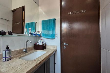 Casa à venda com 250m², 5 quartos e 1 vagaBanheiro