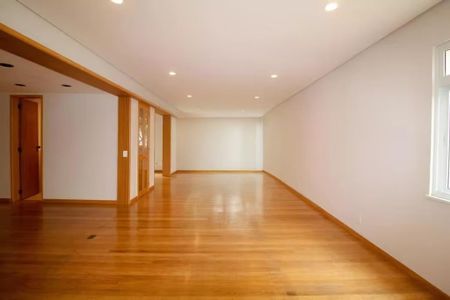 Apartamento à venda com 2 quartos, 144m² em Cerqueira César, São Paulo
