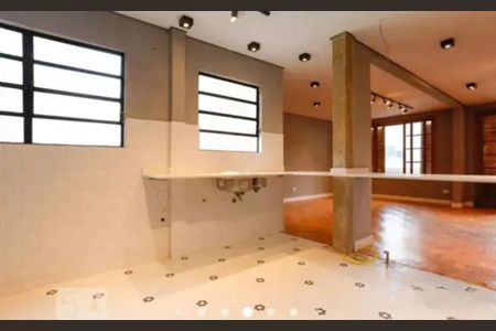 Apartamento à venda com 2 quartos, 154m² em República, São Paulo