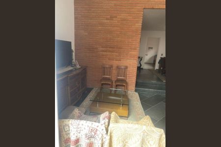 Casa de Condomínio à venda com 3 quartos, 219m² em Alphaville, Santana de Parnaíba