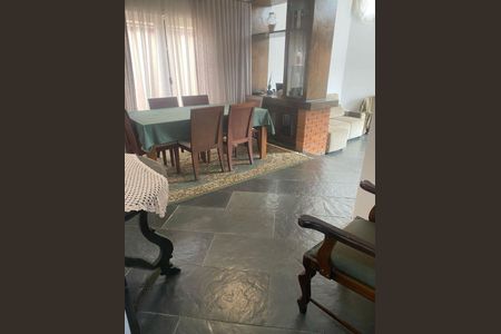 Casa de Condomínio à venda com 3 quartos, 219m² em Alphaville, Santana de Parnaíba