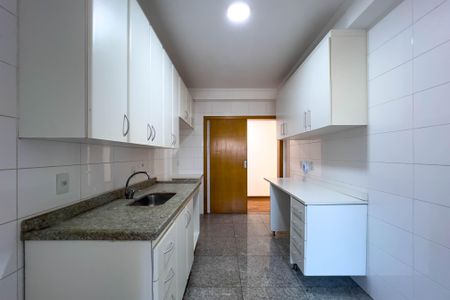 Apartamento para alugar com 112m², 3 quartos e 3 vagasCozinha