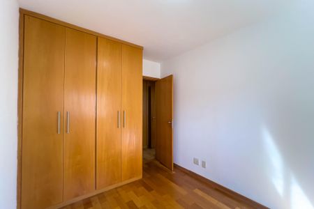 Apartamento para alugar com 112m², 3 quartos e 3 vagasQuarto 2