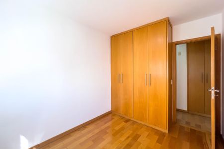 Apartamento para alugar com 112m², 3 quartos e 3 vagasQuarto 2