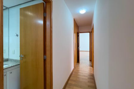 Apartamento para alugar com 112m², 3 quartos e 3 vagasCorredor