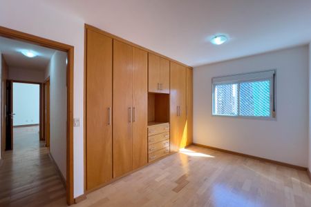 Apartamento para alugar com 112m², 3 quartos e 3 vagasQuarto 1