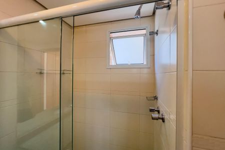 Apartamento para alugar com 112m², 3 quartos e 3 vagasBanheiro do quarto 1