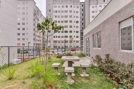 Apartamento à venda com 42m², 2 quartos e sem vagaÁrea comum