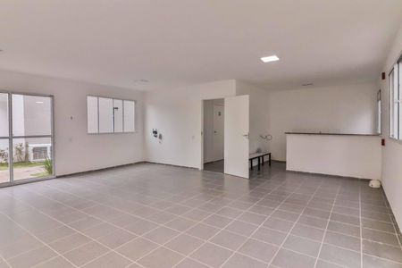 Apartamento à venda com 42m², 2 quartos e sem vagaÁrea comum - Salão de festas