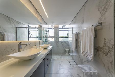 Apartamento à venda com 280m², 3 quartos e 3 vagas