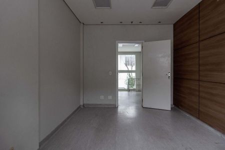 Casa para alugar com 750m², 8 quartos e 8 vagas