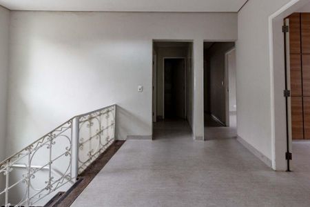 Casa para alugar com 750m², 8 quartos e 8 vagas
