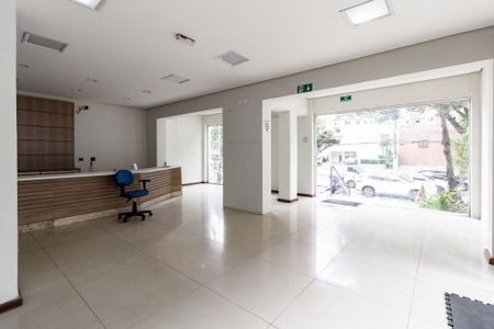 Casa para alugar com 8 quartos, 750m² em Pacaembu, São Paulo