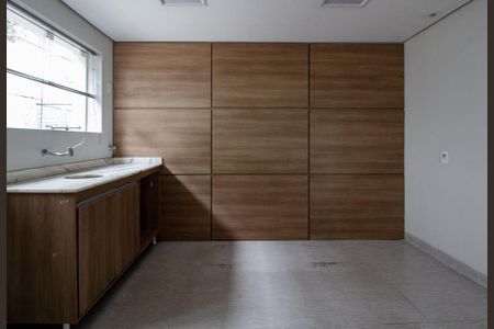 Casa para alugar com 750m², 8 quartos e 8 vagas