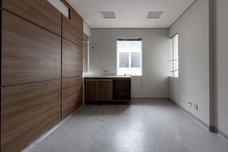 Casa para alugar com 8 quartos, 750m² em Pacaembu, São Paulo
