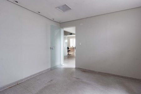 Casa para alugar com 8 quartos, 750m² em Pacaembu, São Paulo
