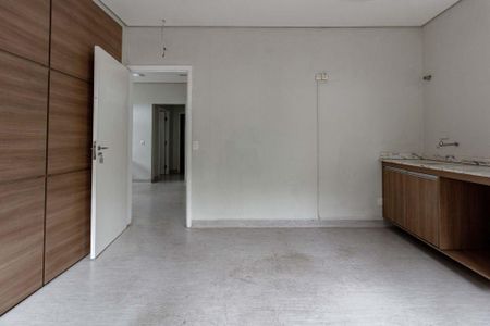 Casa para alugar com 750m², 8 quartos e 8 vagas