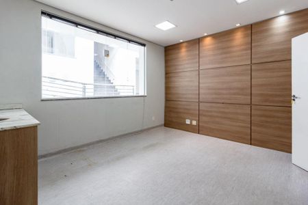 Casa para alugar com 750m², 8 quartos e 8 vagas