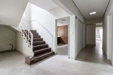 Casa para alugar com 750m², 8 quartos e 8 vagas