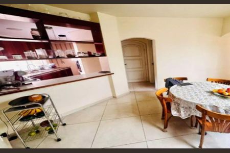 Casa de Condomínio à venda com 4 quartos, 270m² em Jardim Paulista, Barueri