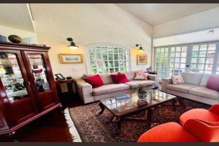 Casa de Condomínio à venda com 4 quartos, 270m² em Jardim Paulista, Barueri