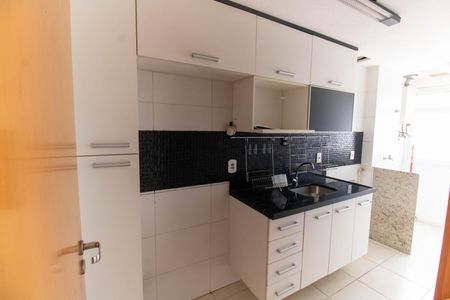 Apartamento à venda com 65m², 2 quartos e sem vagaCozinha e Área de Serviço