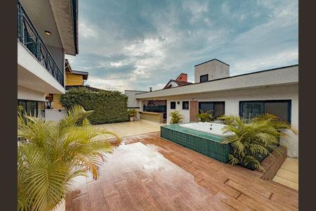 Casa de condomínio à venda com 341m², 4 quartos e 3 vagas