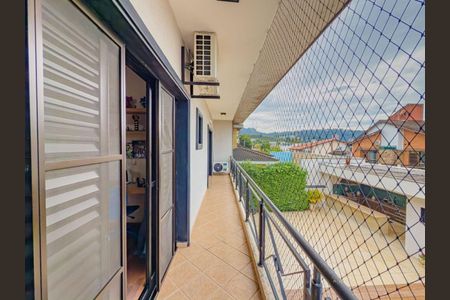Casa de condomínio à venda com 341m², 4 quartos e 3 vagas