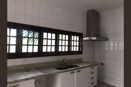 Casa à venda com 448m², 5 quartos e 2 vagas