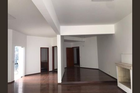 Casa para alugar com 5 quartos, 448m² em Alphaville Residencial Dois, Barueri