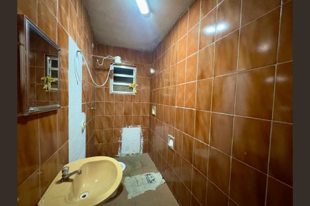 Casa à venda com 250m², 3 quartos e 2 vagasBanheiro do Salão Comercial