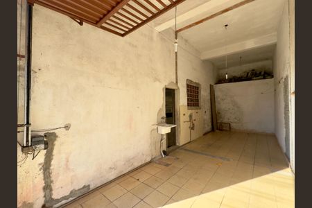 Casa à venda com 250m², 3 quartos e 2 vagasGaragem
