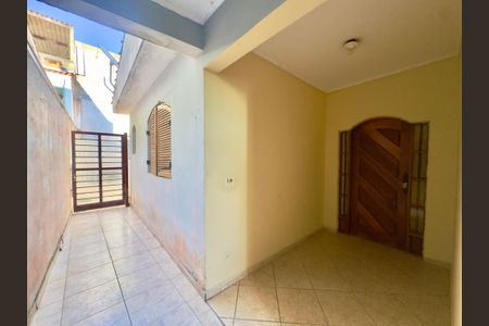 Casa à venda com 250m², 3 quartos e 2 vagasHall de entrada
