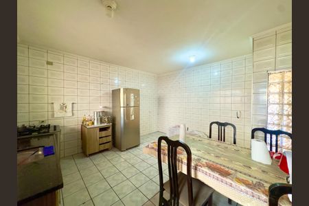 Casa à venda com 250m², 3 quartos e 2 vagasCozinha